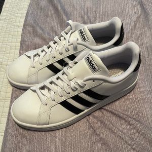 Adidas Grand Court Men’s Tennis Shoes